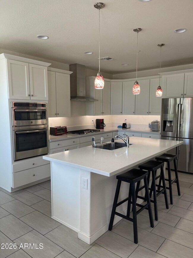 2382 W Gloria Ln Phoenix, AZ 85085 photo 3