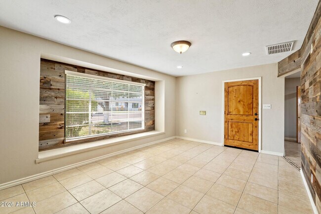 3007 N 84th Pl Scottsdale, AZ 85251 photo 4