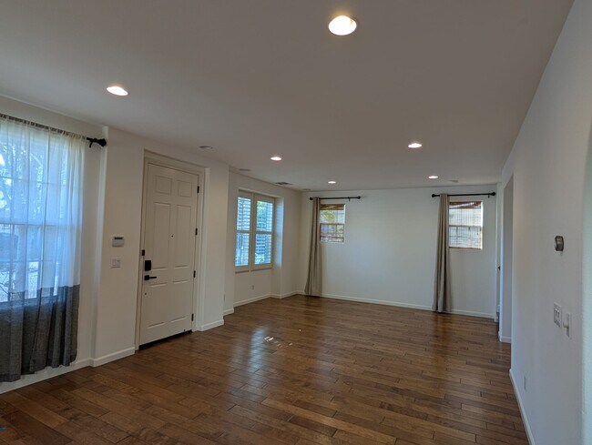 4755 Malayan St San Ramon, CA 94582 photo 4