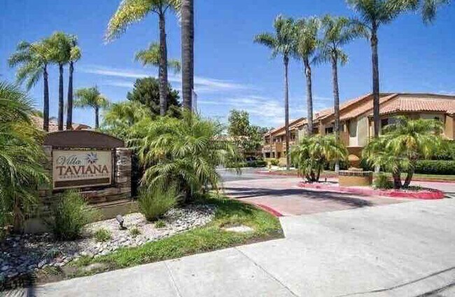 15287 Maturin Dr San Diego, CA 92127 photo 2