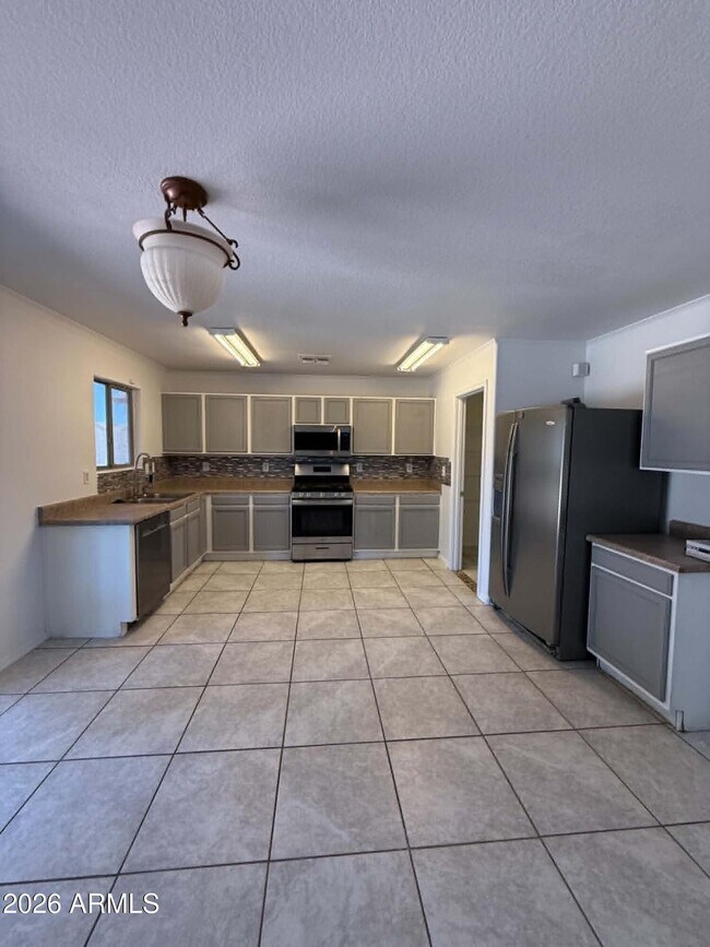 1261 E Dust Devil Dr San Tan Valley, AZ 85143 photo 2