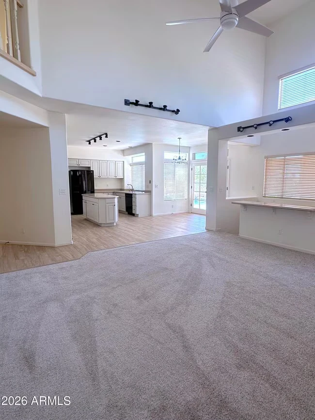 1601 E Glenhaven Dr Phoenix, AZ 85048 photo 4