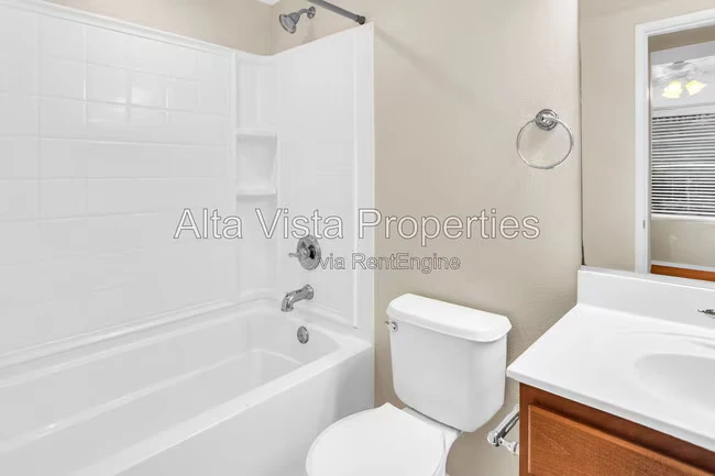 16916 Hutchins Landing San Diego, CA 92127 photo 5