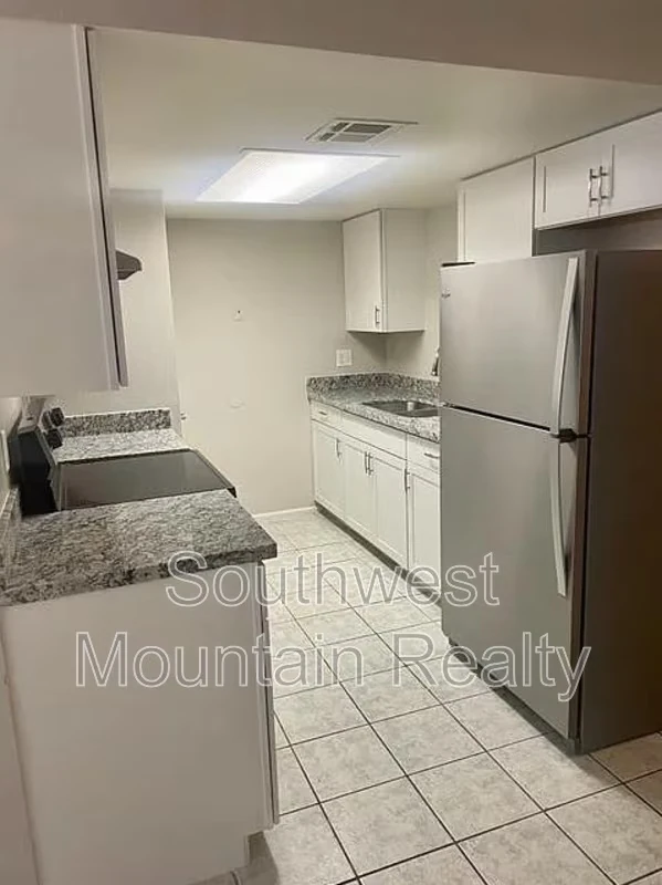 133 E Ingram St Mesa, AZ 85201 photo 4