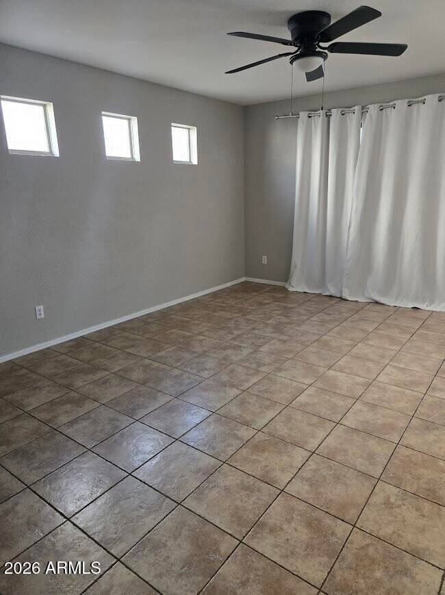 1313 E 9th Pl Casa Grande, AZ 85122 photo 2