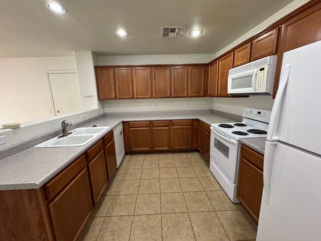 3829 E Jasper Dr Gilbert, AZ 85296 photo 3