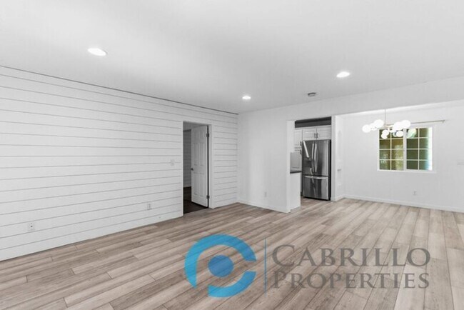 5055 Collwood Blvd San Diego, CA 92115 photo 2