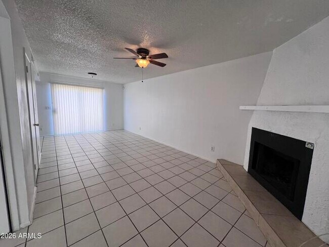 15601 N 27th St Phoenix, AZ 85032 photo 3