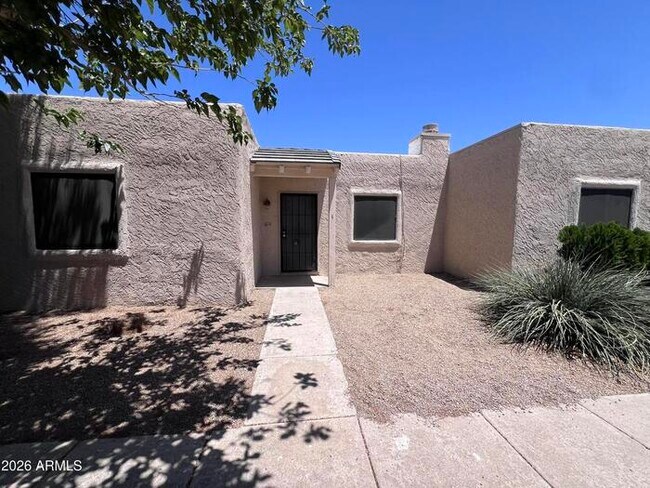 15601 N 27th St Phoenix, AZ 85032 photo 2