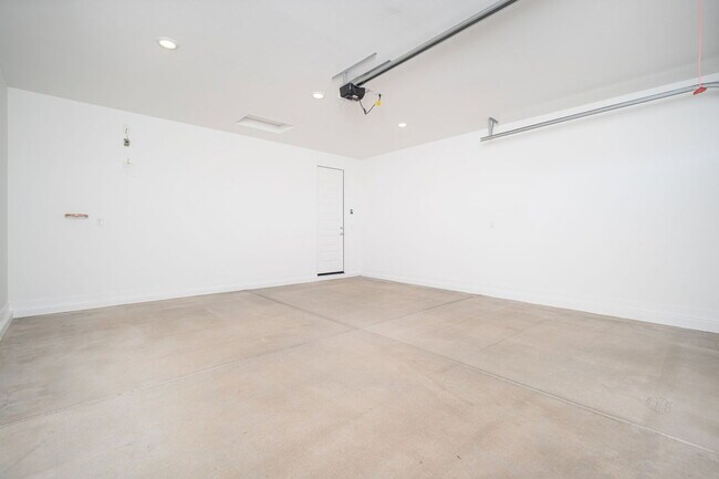 19214 W Marissa Dr Litchfield Park, AZ 85340 photo 4