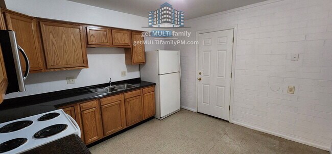 10044 N 18th Ave Phoenix, AZ 85021 photo 2