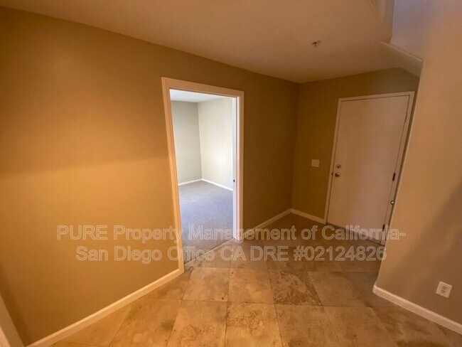 1985 Caminito de Ln Chula Vista, CA 91913 photo 4