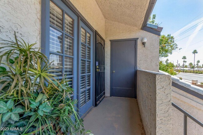 3716 E University Dr Mesa, AZ 85205 photo 3