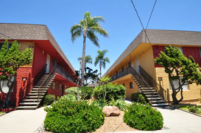 Woodlawn West - 30 Day Rentals!