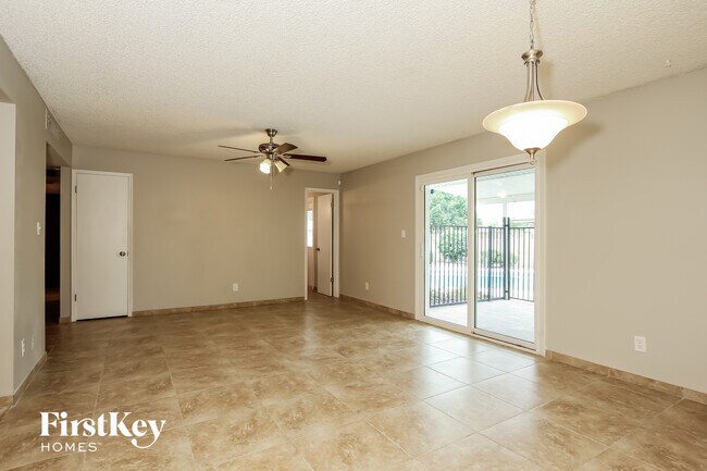 11202 N 38th Ave Phoenix, AZ 85029 photo 4