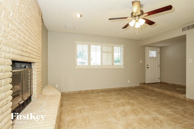 11202 N 38th Ave Phoenix, AZ 85029 photo 3