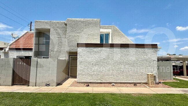 6836 S Jentilly Ln Tempe, AZ 85283 photo 5
