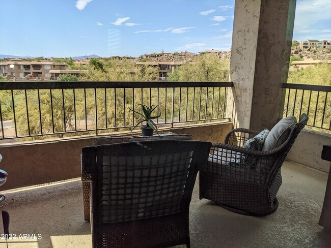 10260 E White Feather Ln Scottsdale, AZ 85262 photo 2