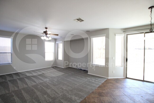 27807 N 59th Dr Phoenix, AZ 85083 photo 5