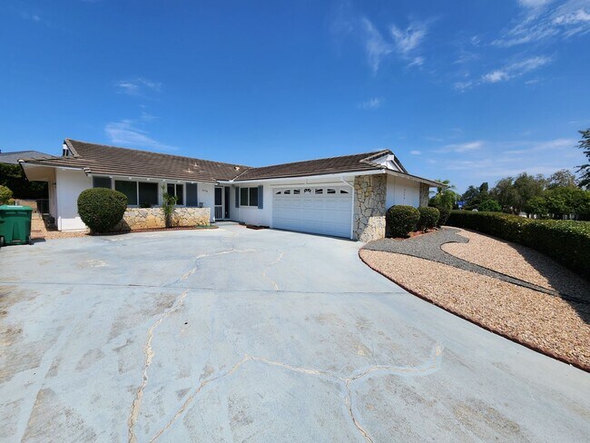 16598 Bernardo Oaks Dr San Diego, CA 92128