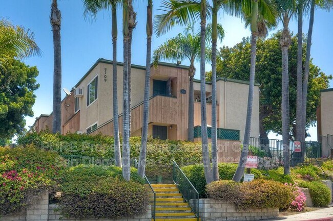 8709 Lake Murray Blvd San Diego, CA 92119