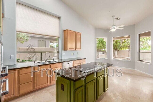 12591 E Paradise Dr Scottsdale, AZ 85259 photo 2