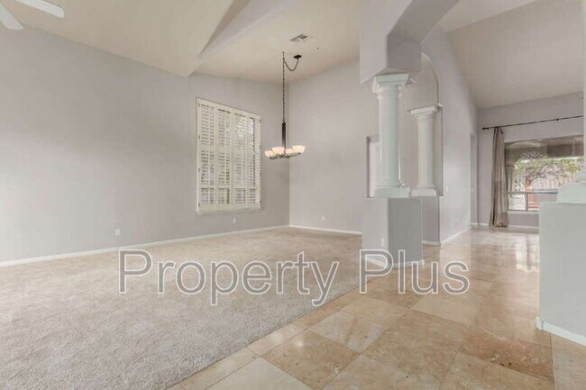 12591 E Paradise Dr Scottsdale, AZ 85259 photo 4