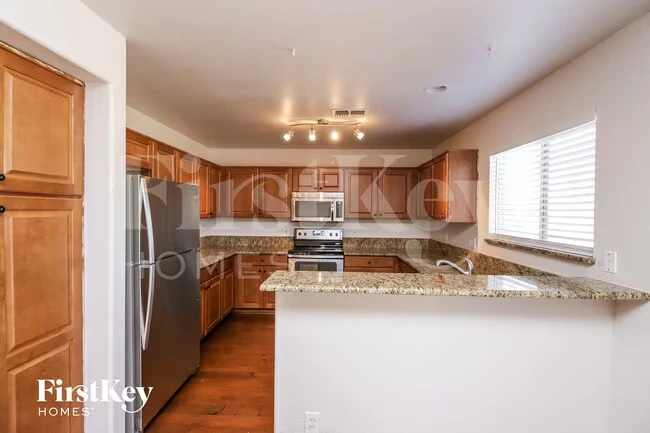 31315 N Shale Dr San Tan Valley, AZ 85143 photo 4