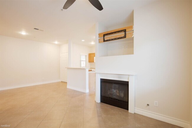 26444 Arboretum Way Murrieta, CA 92563 photo 3