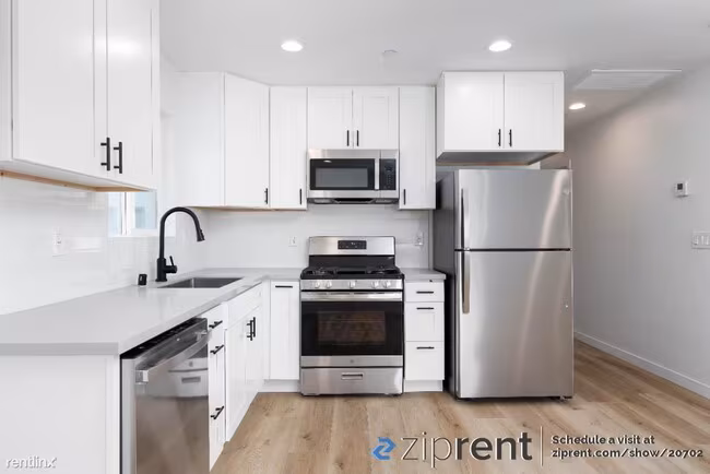 6965 Saranac St San Diego, CA 92115 photo 5