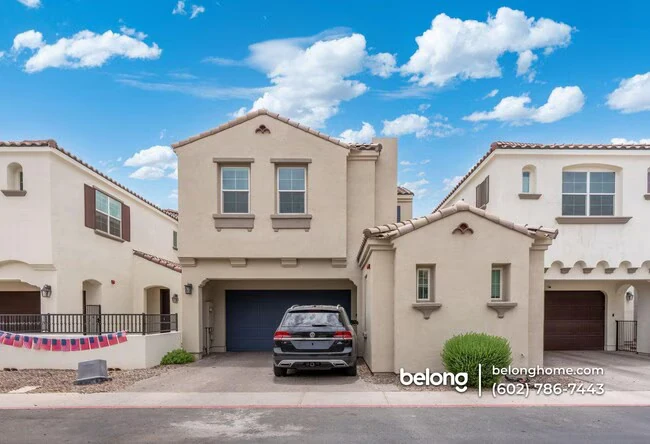 221 E Balsam Dr Chandler, AZ 85248 photo 2