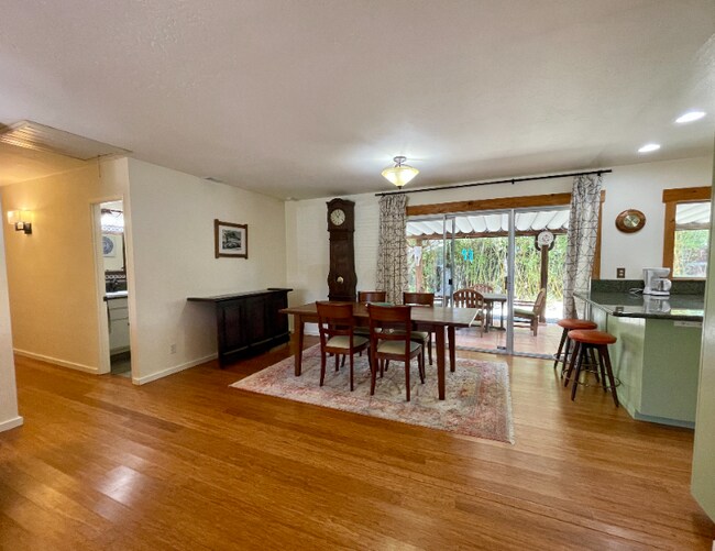 13752 Woodgate Pl Poway, CA 92064 photo 4