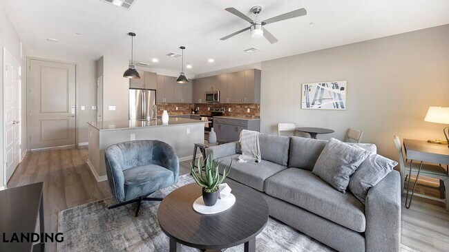 402 W Lincoln St Phoenix, AZ 85003 photo 2