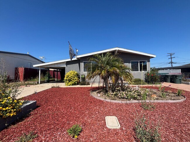 1045 Corte Maria Ave Chula Vista, CA 91911 photo 3