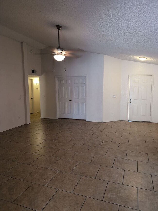 73 S Cypress Ct Chandler, AZ 85226 photo 5