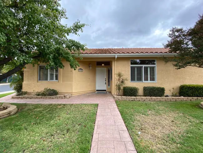 29705 Nandina Dr Escondido, CA 92026