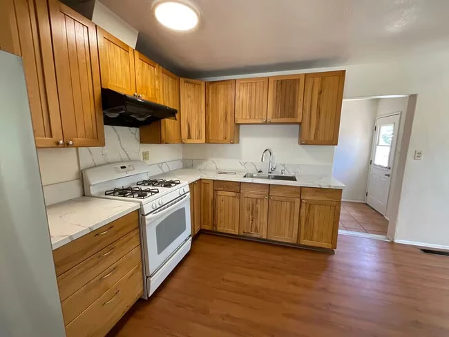 6653 Julie St San Diego, CA 92115 photo 4