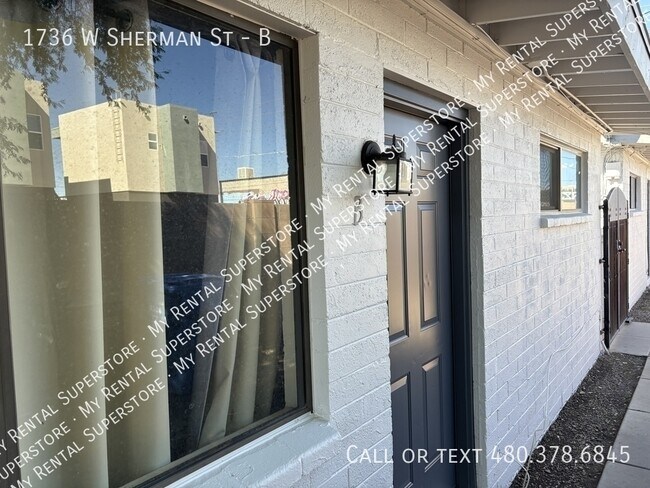 1736 W Sherman St Phoenix, AZ 85007 photo 2