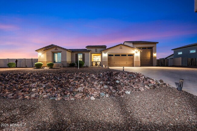 13532 Sierra Vista Dr Glendale, AZ 85307 photo 3