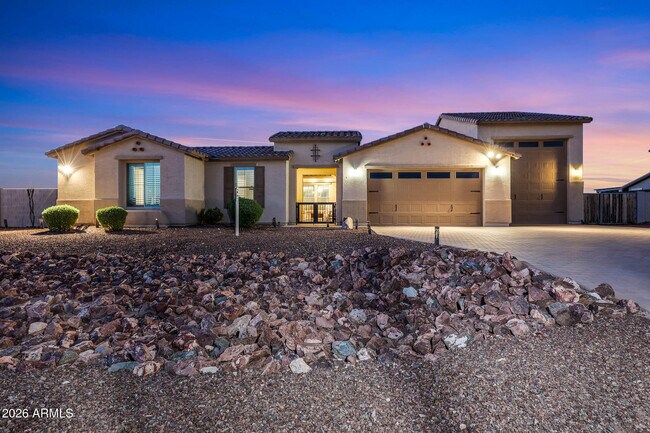 13532 Sierra Vista Dr Glendale, AZ 85307