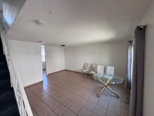 1604 Presioca St Spring Valley, CA 91977 photo 3