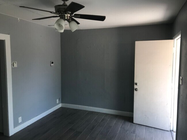 1134 E Portland St Phoenix, AZ 85006 photo 4