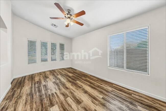 35042 N Aubrac Cir San Tan Valley, AZ 85143 photo 5