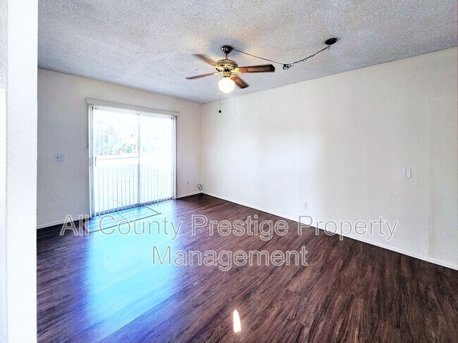 2822 E Tierra Buena Ln Phoenix, AZ 85032 photo 3