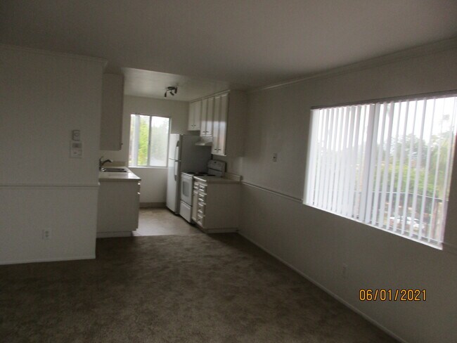 804 Loring St San Diego, CA 92109 photo 5