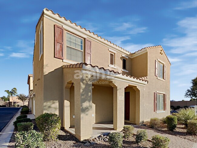 1871 S Balboa Dr photo 2