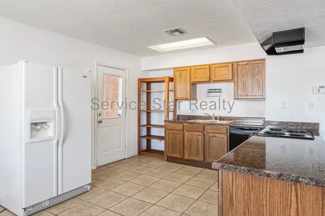 1158 W Hillview St Mesa, AZ 85201 photo 4