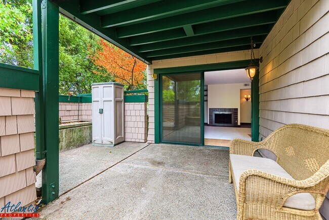 320 Soquel Ave Santa Cruz, CA 95062 photo 4