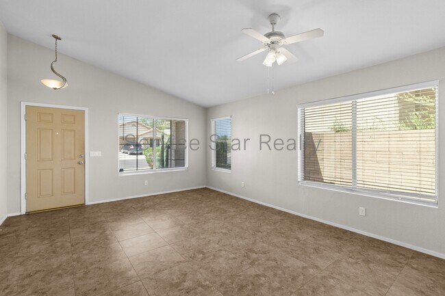 18327 N 147th Dr Surprise, AZ 85374 photo 3