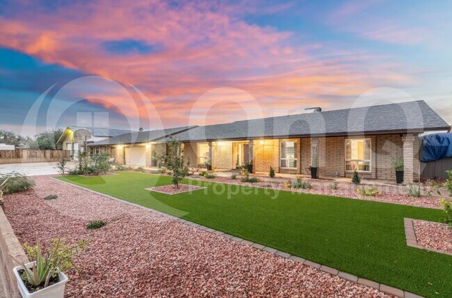 16227 North 21st St Phoenix, AZ 85022 photo 2